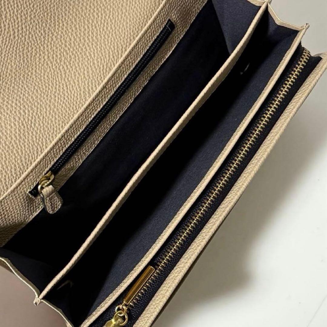 専用です。Epoi マルチウォレットSランク　ベージュ⭐︎エポイ