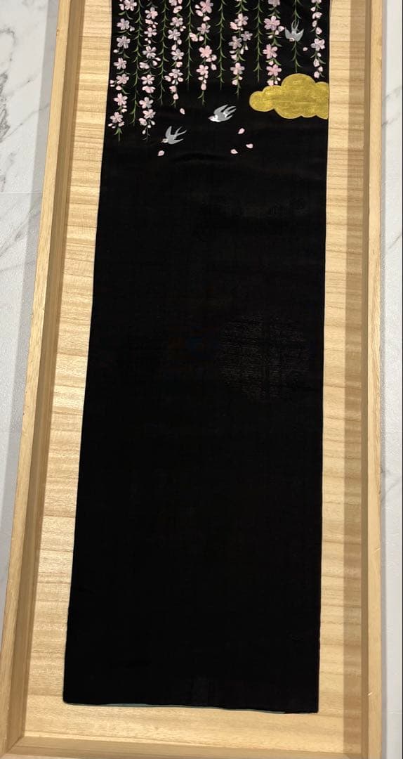 源如繻子アンティーク名古屋帯◇黒地 雲取りに枝垂れ桜とツバメ