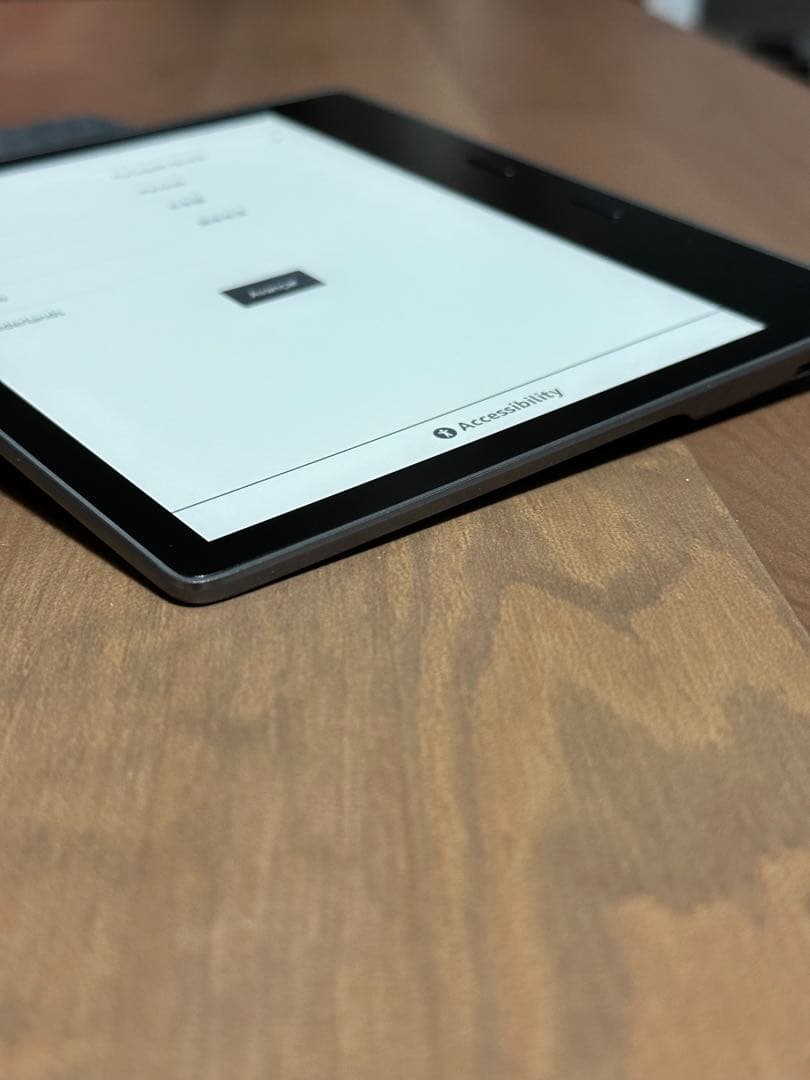 Amazon Kindle Oasis 本体 カバー付き