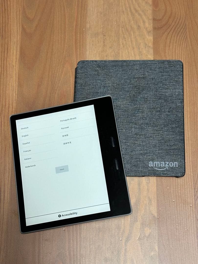 Amazon Kindle Oasis 本体 カバー付き