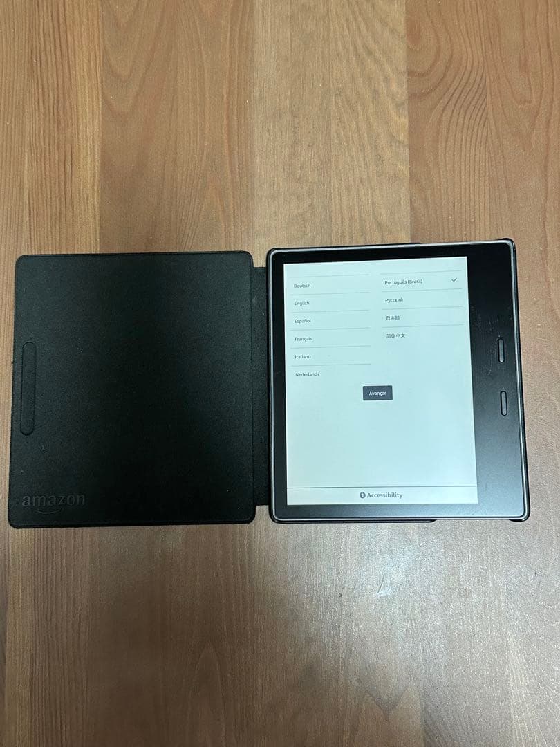 Amazon Kindle Oasis 本体 カバー付き