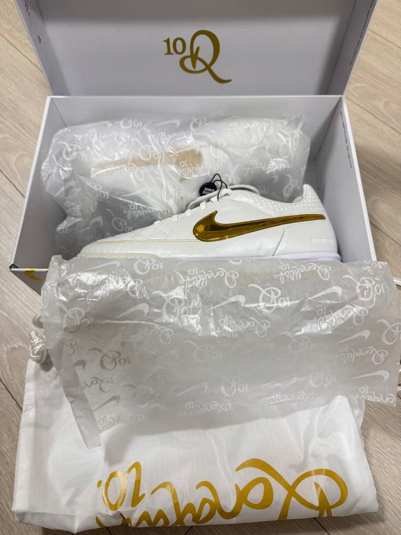 Ronaldinho × Nike Tiempo Legend