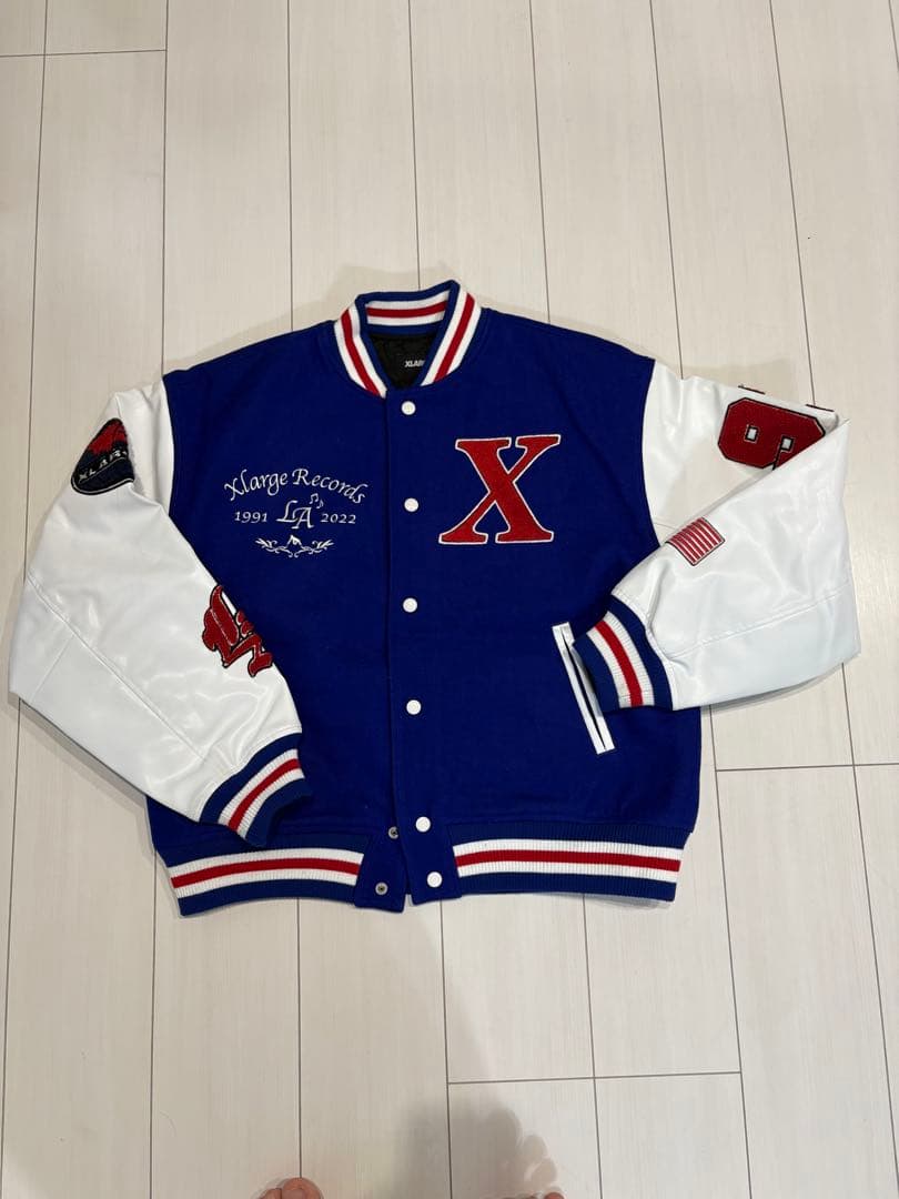 XLARGE スタジャン 青 白刺繍