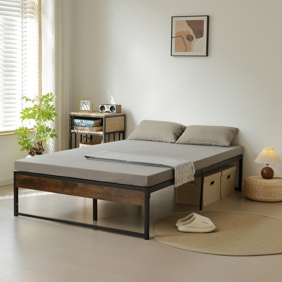 【限定価格】ベッドフレーム木製 パイプフレーム 【セミダブル SD】BLACK