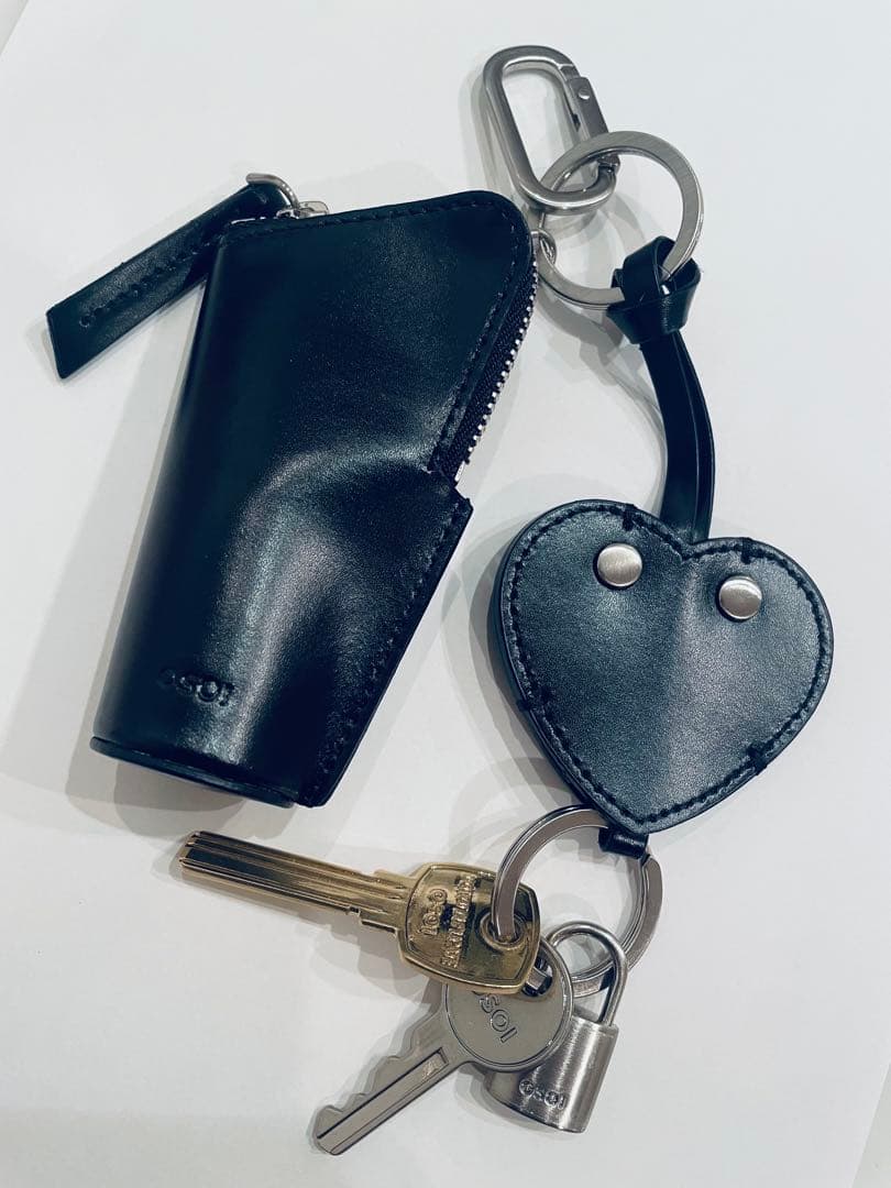 ＜OSOI＞ハート＆リップ キーチャーム