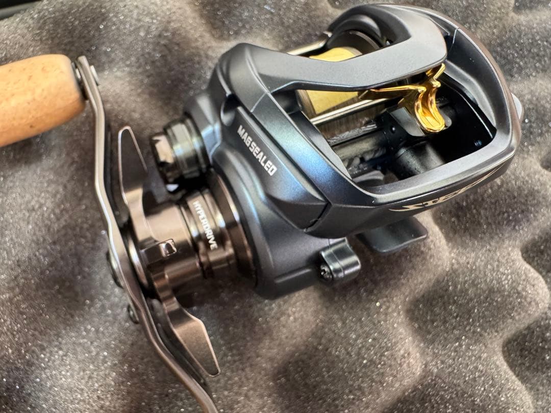 ダイワDAIWA STEEZ A II TW 1000XH(右ハンドル)