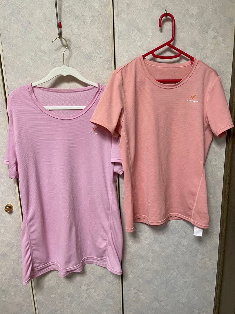 ベネクス　Tシャツ