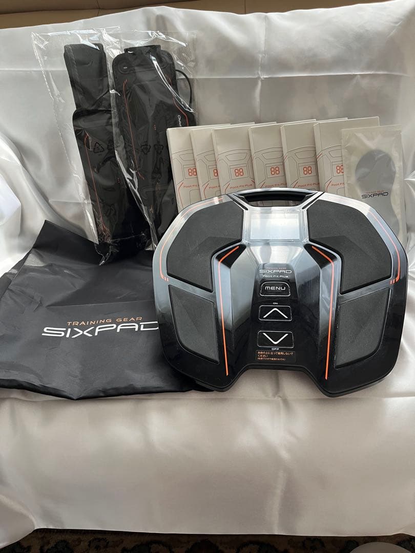 新品ジェルパット6セット付 シックスパッド フットフィット プラス SIXPAD