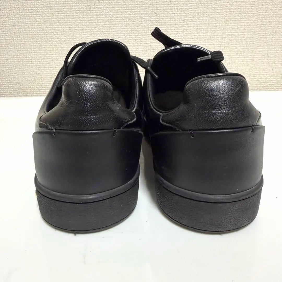 LOUIS VUITTON スニーカー エナメル ブラック 24cm