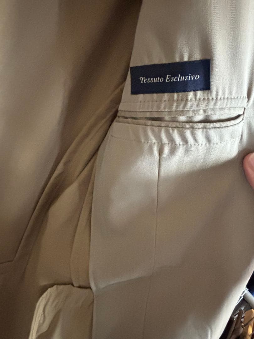 ⭐︎LARDINI⭐︎ベージュ ストライプスーツ⭐︎46サイズ