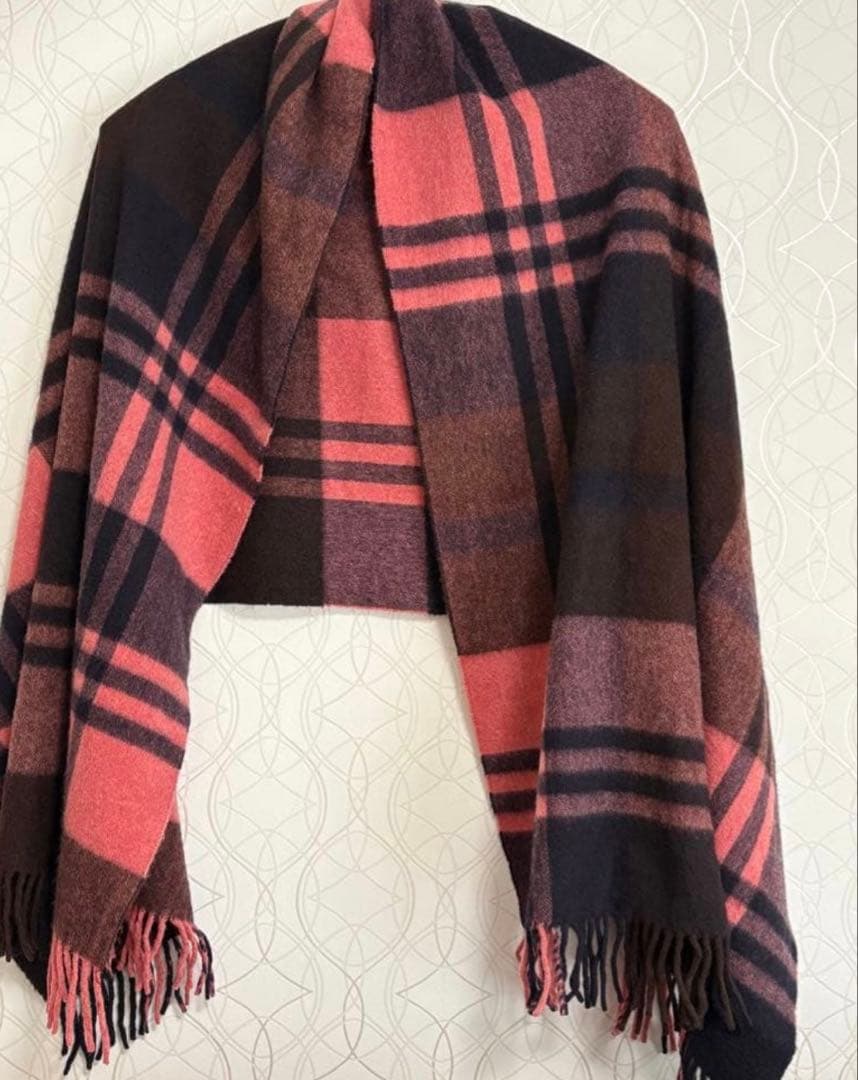 ジョシュアエリス　ピンクと黒のチェック柄ストール大判