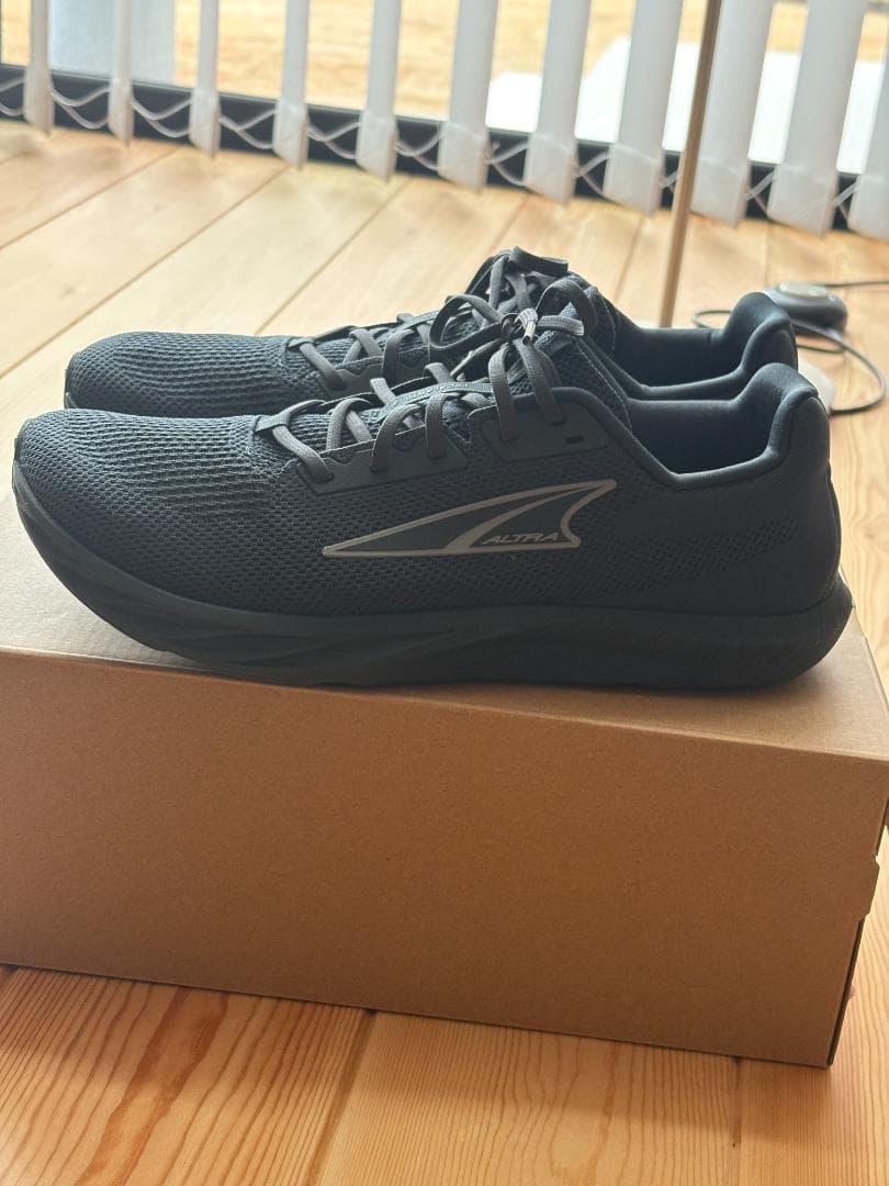 ALTRA アルトラ ESCALANTE 4 エスカランテ4 28.0cm