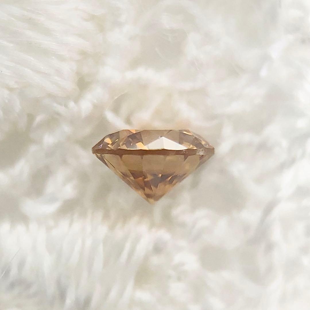 アクセサリー 0.162ct F.D.Brownish Yellow Orange SI-2