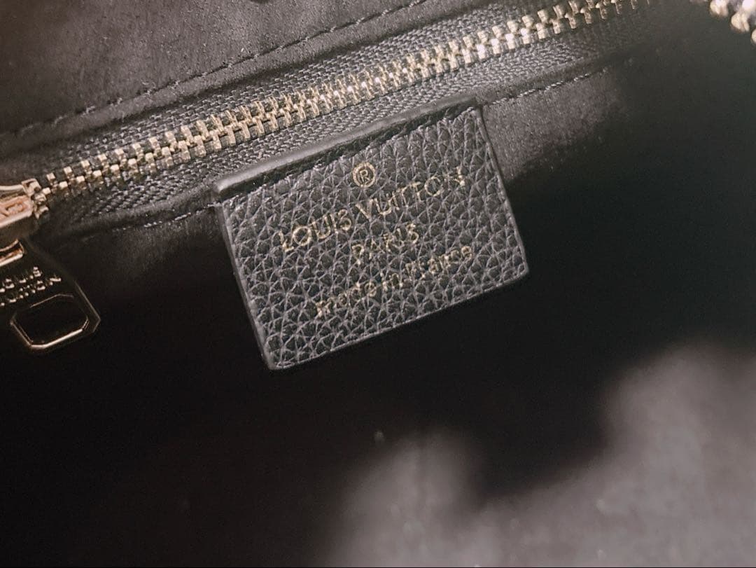 ✨️モノグラム ブラック ショルダーバッグ レディース