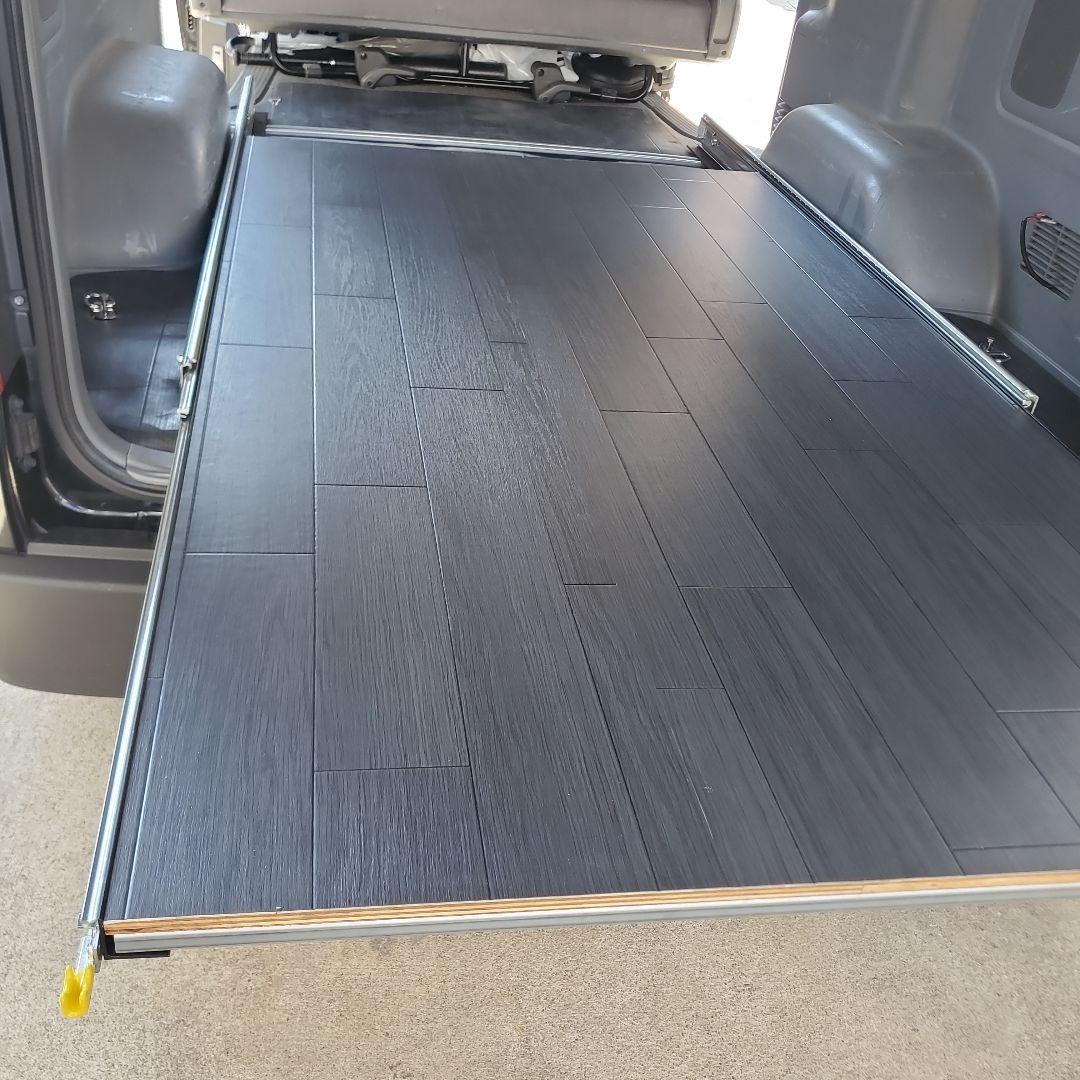 ハイエース スライドフロア スライドレール オルテガの息子様