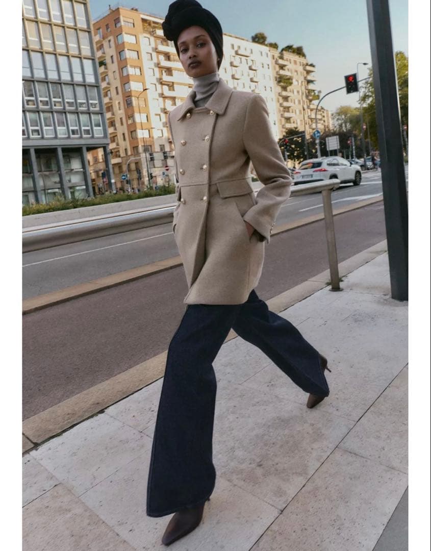 タグ付き新品★ZARAのウール混紡ショート丈ダブルブレストコート★XSサイズ