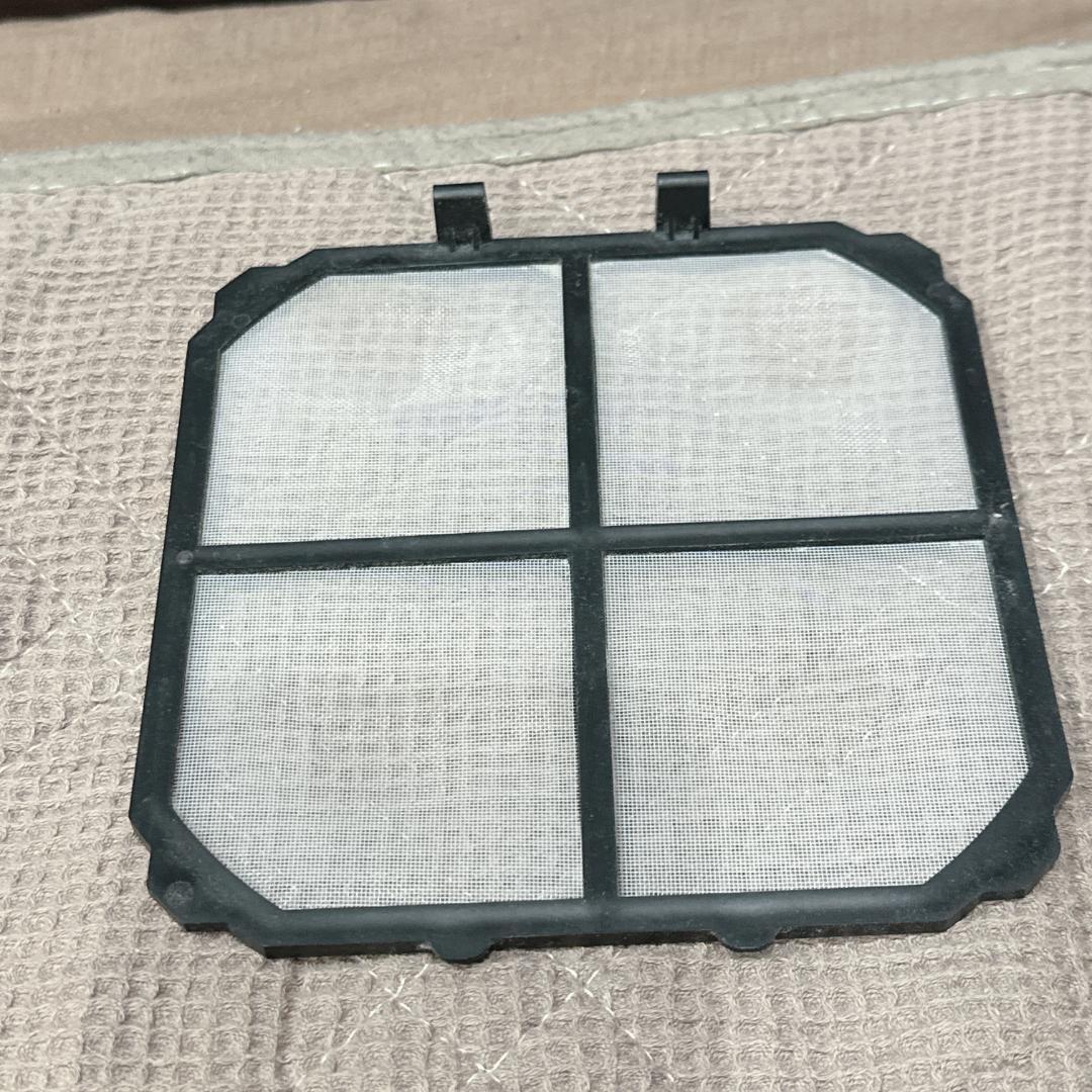 【美品】シャープ 空気清浄機 FU-SC01-W プラズマクラスター7000