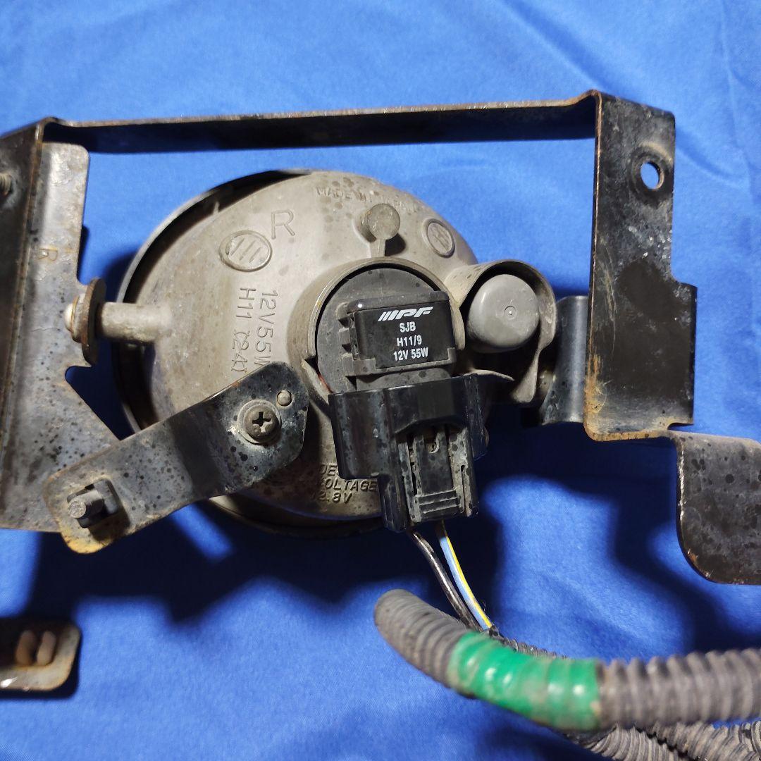 エリシオン型式 RR4 フォグランプ左右 カバー付 マルチコート イエロー