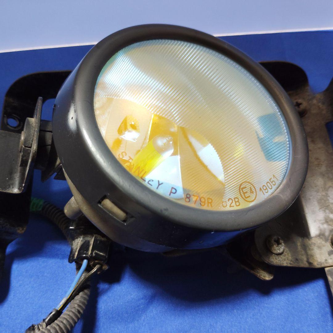 エリシオン型式 RR4 フォグランプ左右 カバー付 マルチコート イエロー