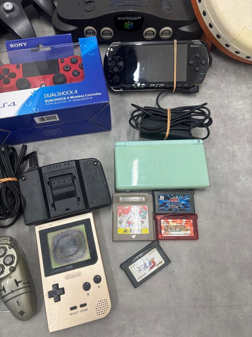 z*z様 【大量まとめ】ゲーム機・ソフト 色々セット ジャンク扱い GB／N64