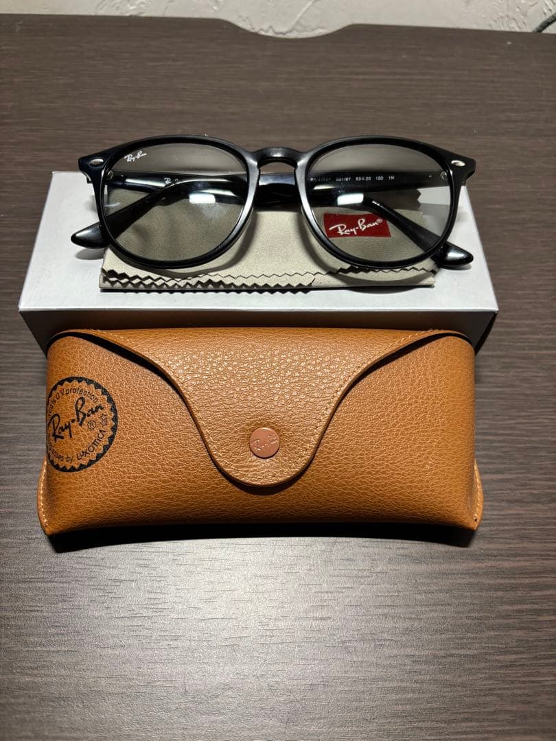 Ray-Ban 0RB4259F ライトグレー