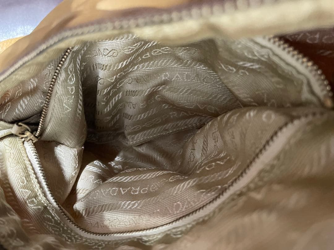 美品　プラダ PRADA ワンショルダー 三角ロゴ ナイロン ベージュ系