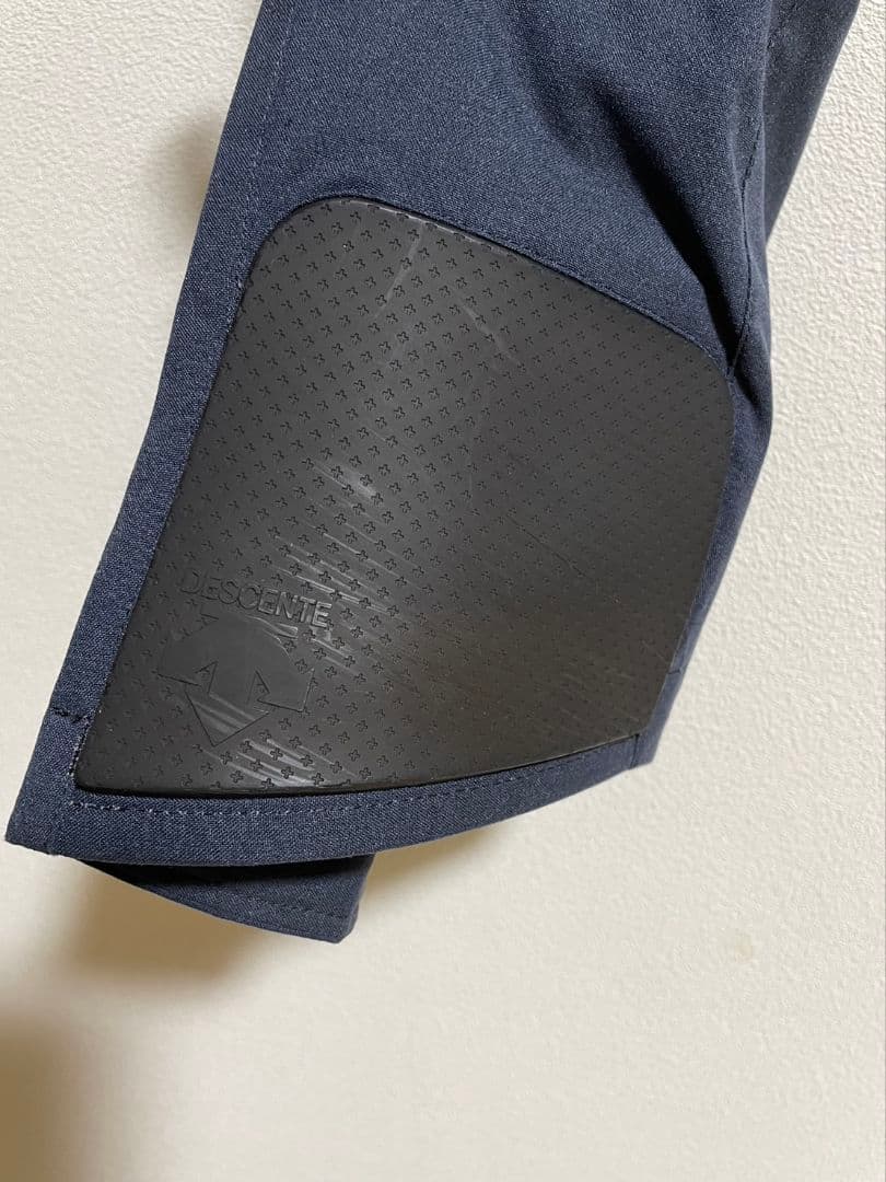 【正月価格】オガサカ　デサント　スキーウェア