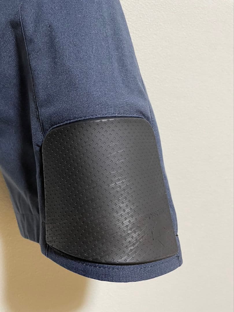 【正月価格】オガサカ　デサント　スキーウェア