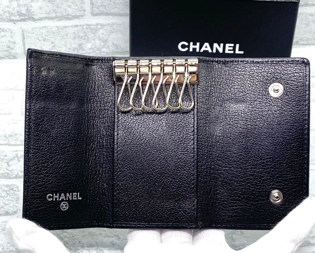 CHANEL  キーケース 6連  カメリア 黒 バタフライ ココマーク 型押し