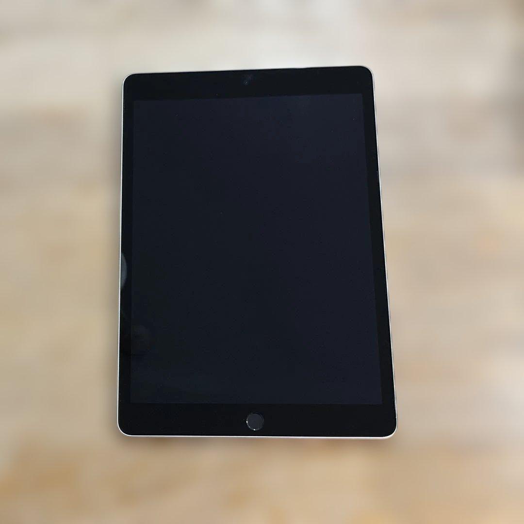 【早い者勝ち】 iPad 第9世代　WiFi 64GB 箱付き
