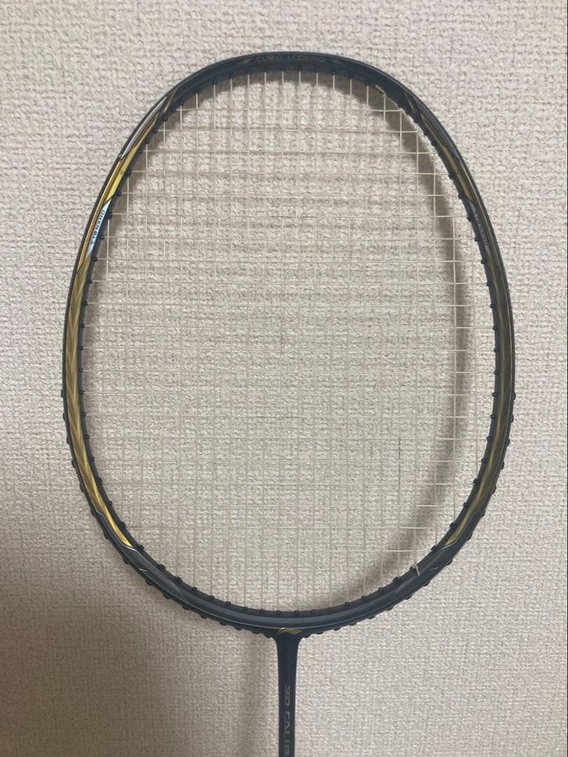 【美品】LI-NING バドミントンラケット3D CALIBAR 900I