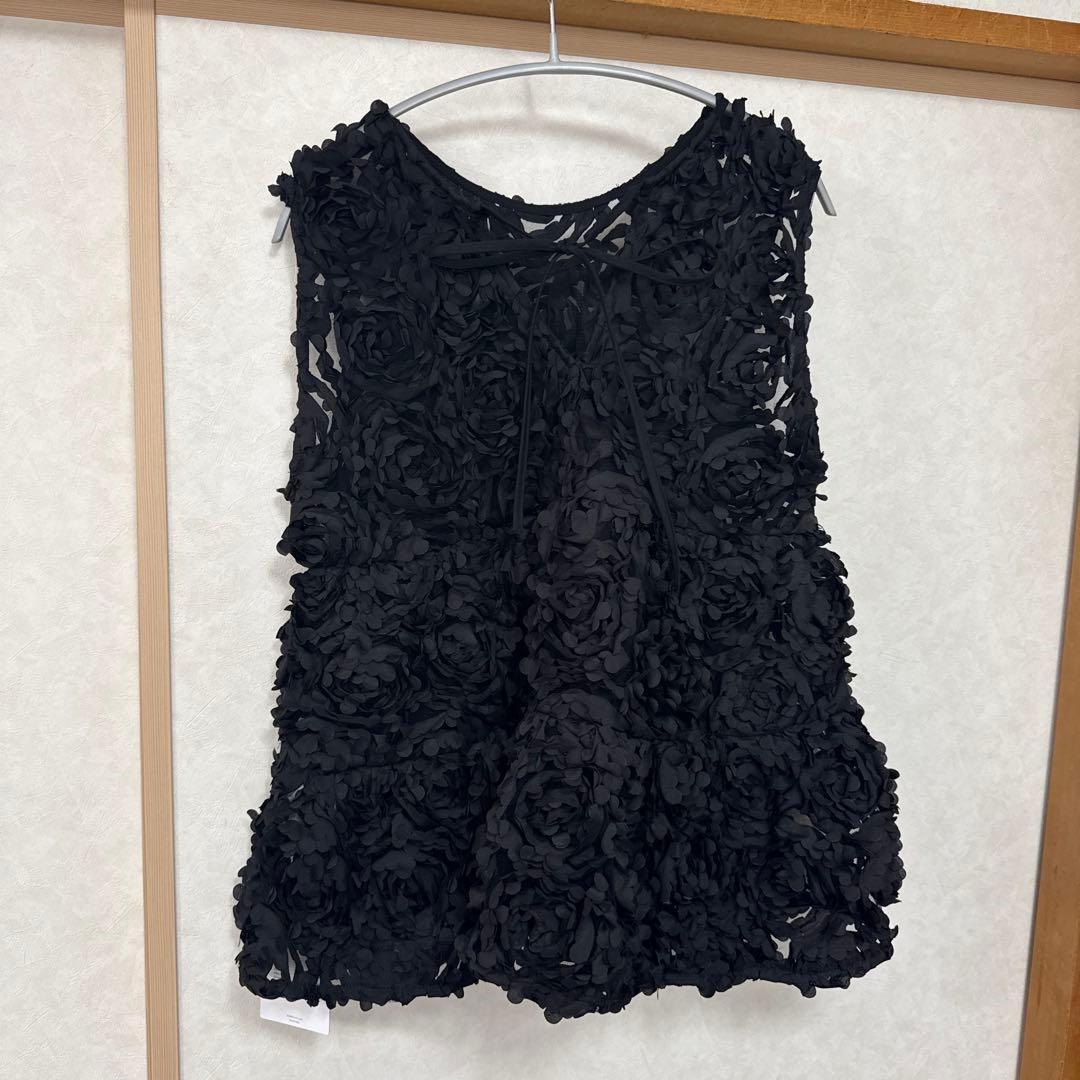 TORRAZZODONNA　shikina　フローラルシアーフレアトップス　黒