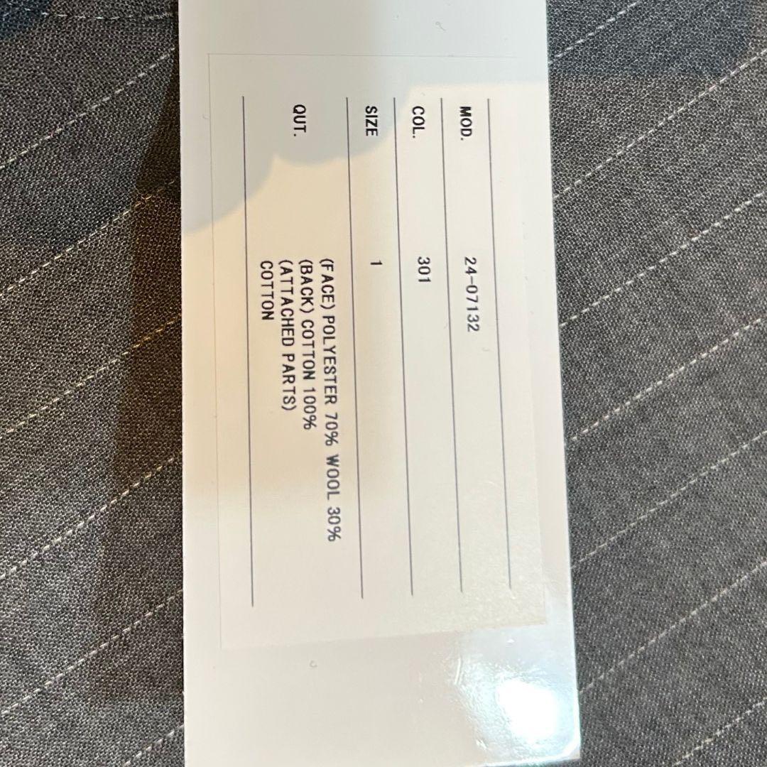 【新品】sacai グレストライプトラウザー ボトムス