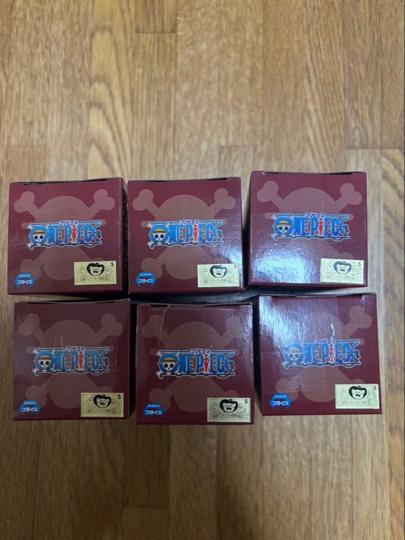 新品　未開封　ドレスローザ　全6種　コレクタブル ワンピース