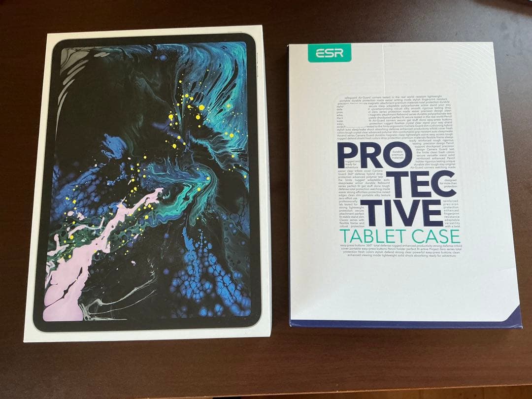 iPadpro（第一世代） 11インチ シルバー 64GB wifi ケース付