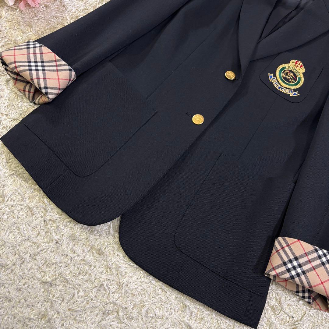 美品　バーバリーズ　ブルーレーベル　ノバチェック　ロゴ刺繍　金ボタン　ブレザー