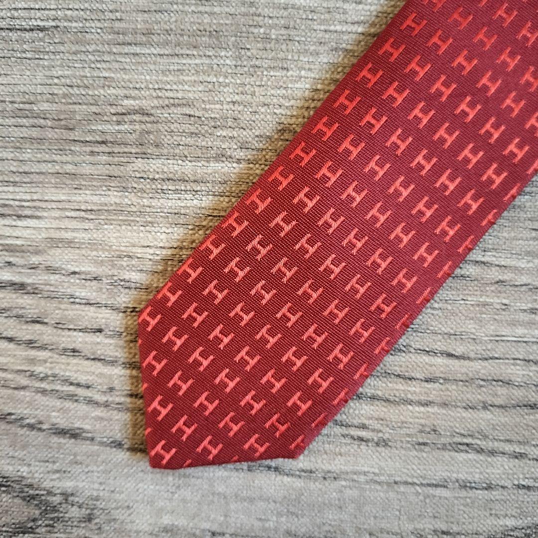 美品✨ HERMES エルメス ネクタイ　ファソネ H織り 総柄 赤 レッド