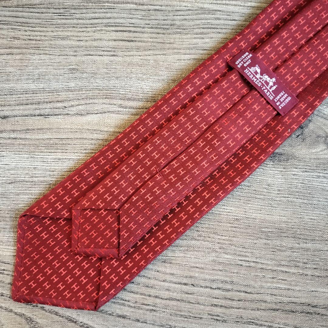美品✨ HERMES エルメス ネクタイ　ファソネ H織り 総柄 赤 レッド
