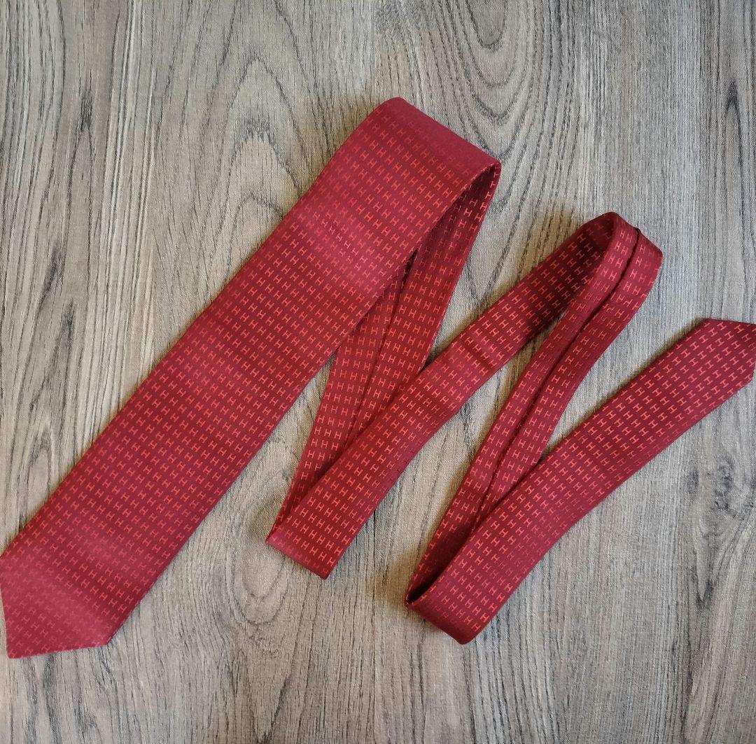 美品✨ HERMES エルメス ネクタイ　ファソネ H織り 総柄 赤 レッド