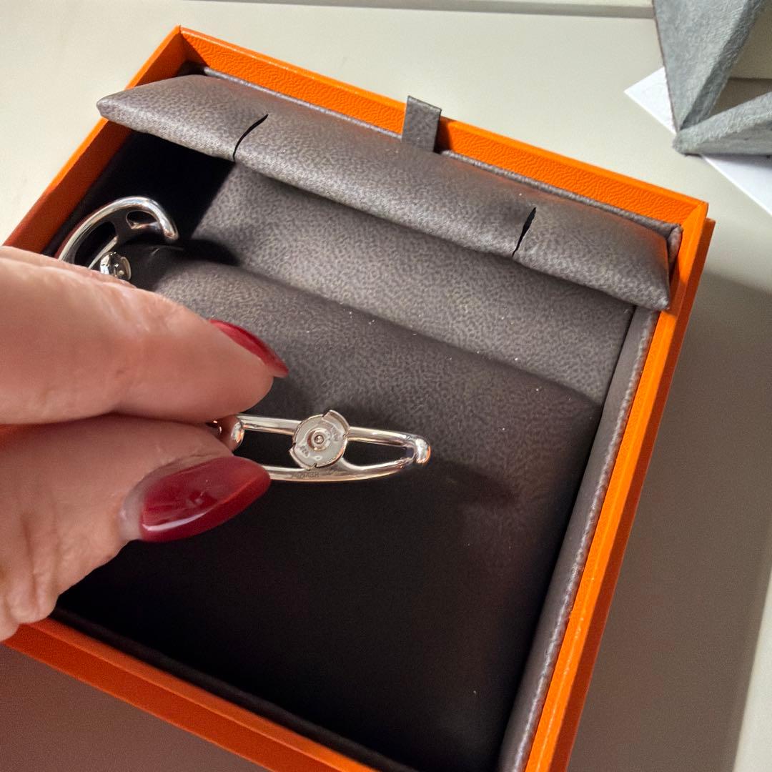 ゆで卵エルメスシューヌダンクルパンクピアス