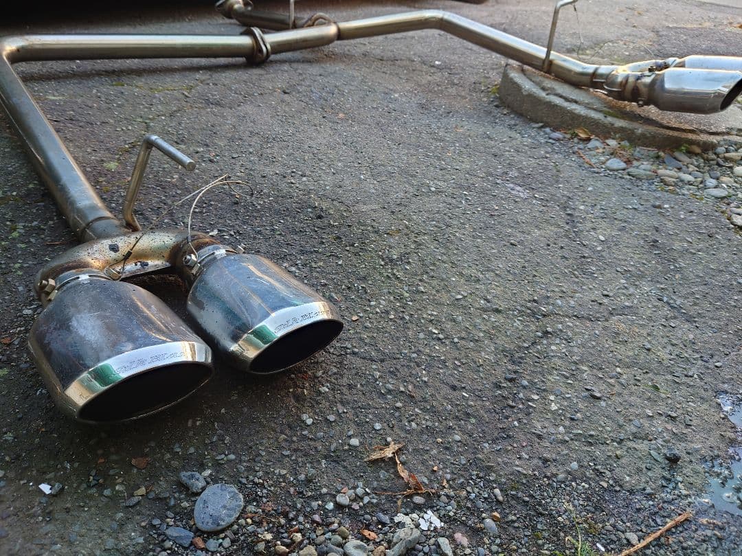 シルクブレイズ　SILKBLAZE　プレミアムサウンドマフラー　アルファード