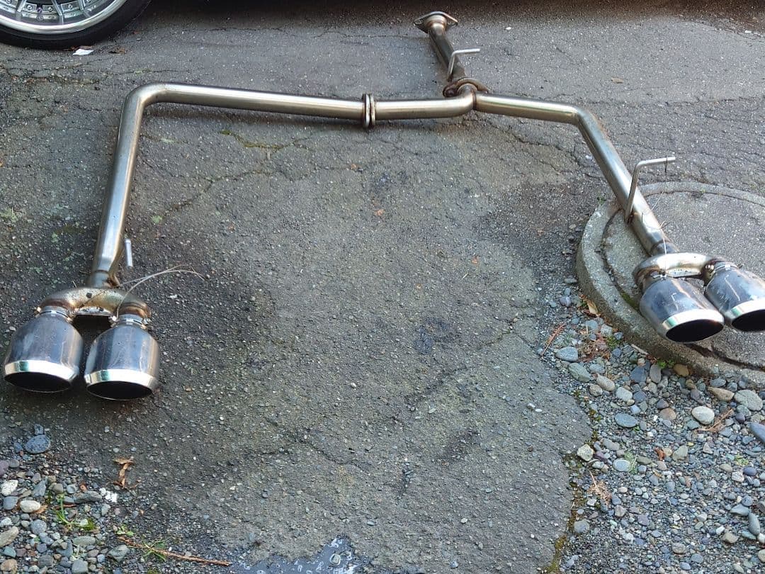 シルクブレイズ　SILKBLAZE　プレミアムサウンドマフラー　アルファード