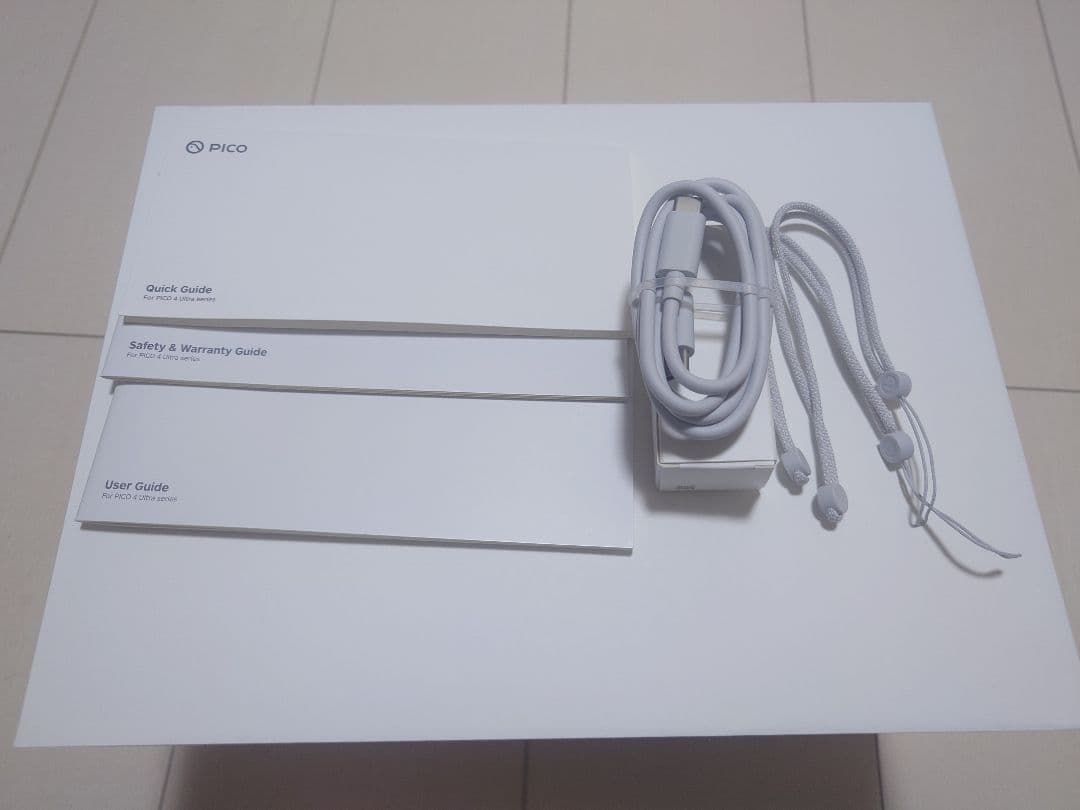 PICO4 Ultra 256G 一体型VRヘッドセット 完備品