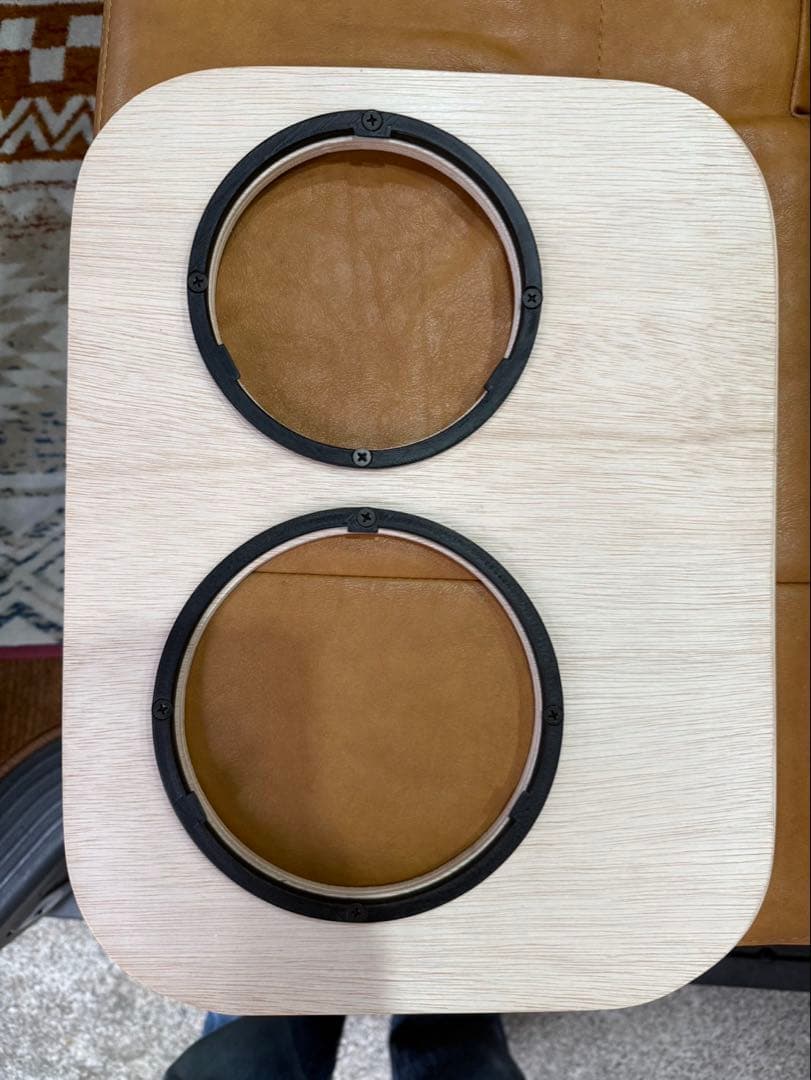 ハイエース WAVE2.3 運転席側小窓 未塗装