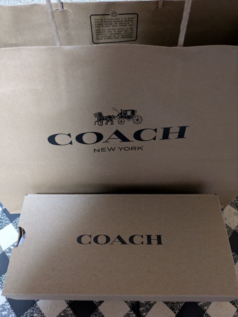 ☆COACHのフラットシューズ☆