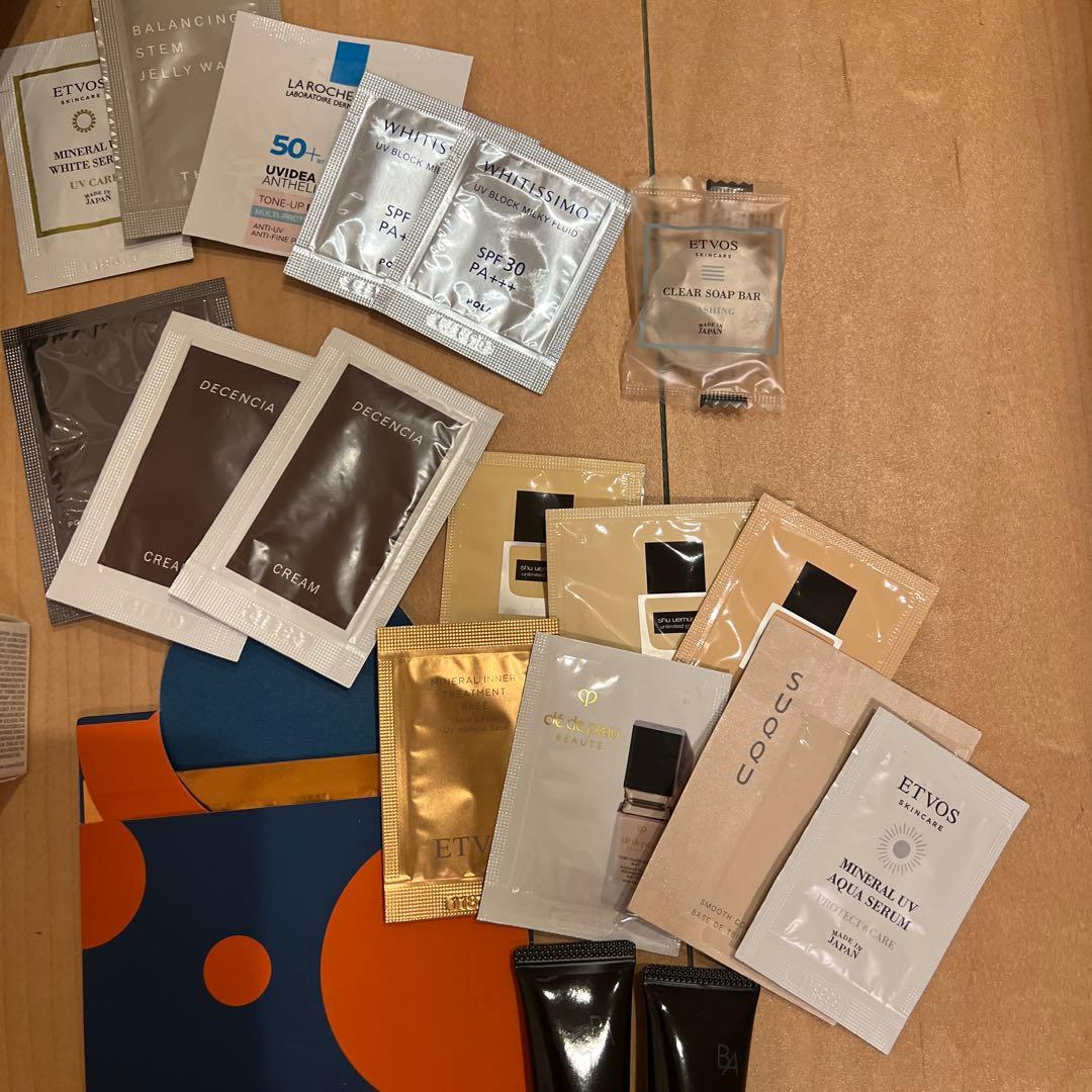 DECORTE などトライアルセット　まとめ売り