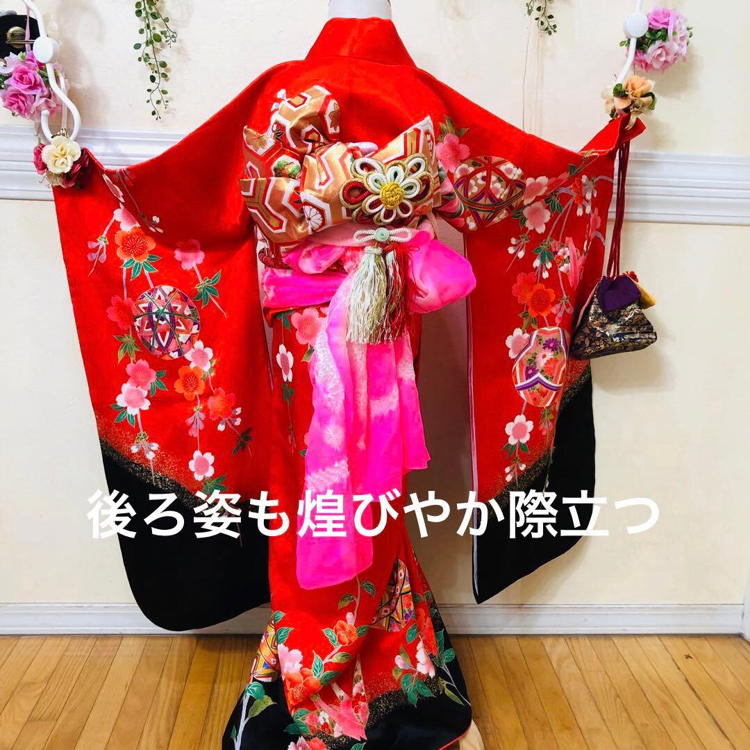 正絹七五三 女子着物 7歳‼️赤地可愛い手毬柄に桜金彩金箔煌びやか際立つ❤️秀品