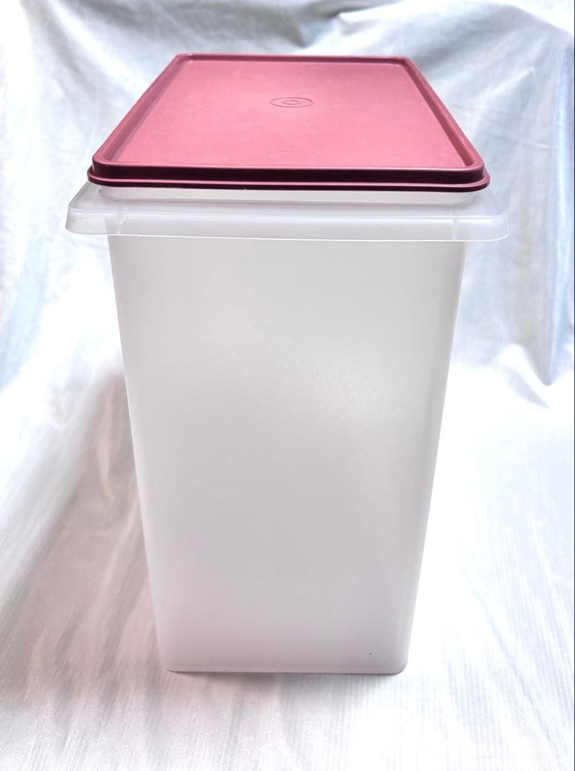 Tupperware タッパーウェア 10キロキーパー　ライスキーパー