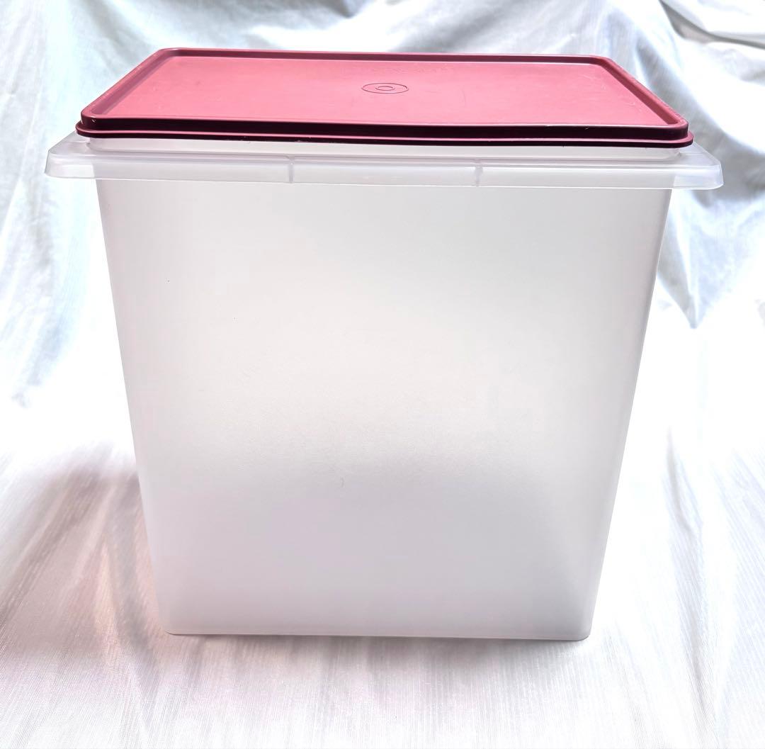 Tupperware タッパーウェア 10キロキーパー　ライスキーパー