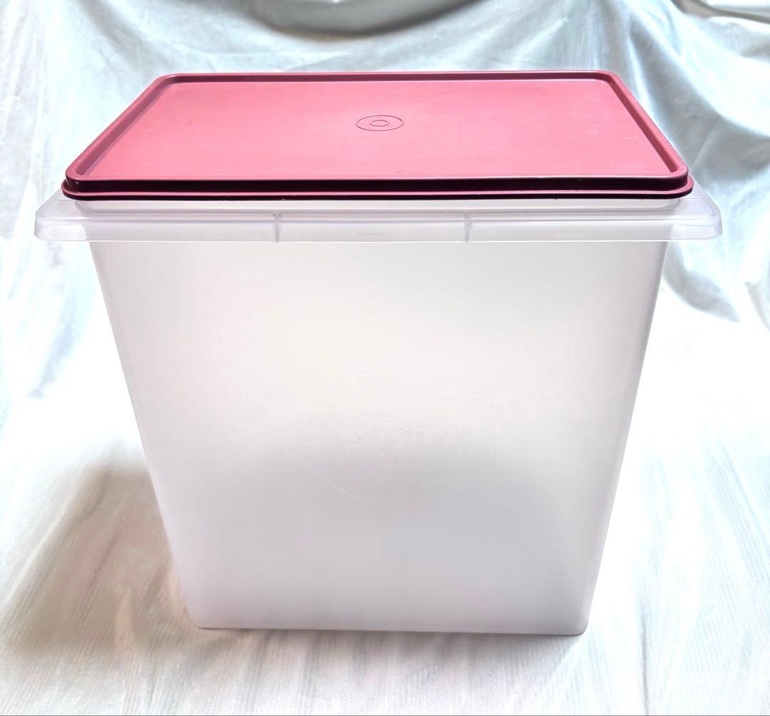 Tupperware タッパーウェア 10キロキーパー　ライスキーパー